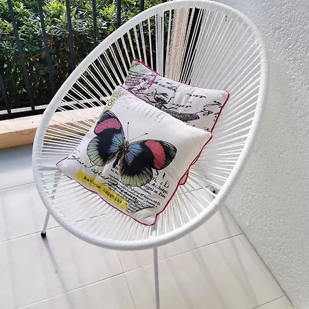 شقة A Saint-cyprien - 25 M² Avec Balcon *