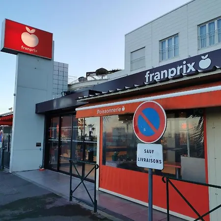 A Saint-cyprien - 25 M² Avec Balcon شقة سان سيبريان