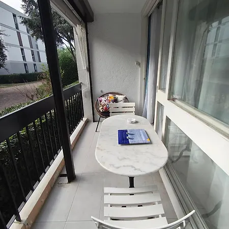 A Saint-cyprien - 25 M² Avec Balcon شقة *