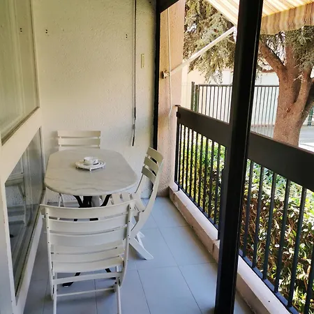 A Saint-cyprien - 25 M² Avec Balcon דירה *